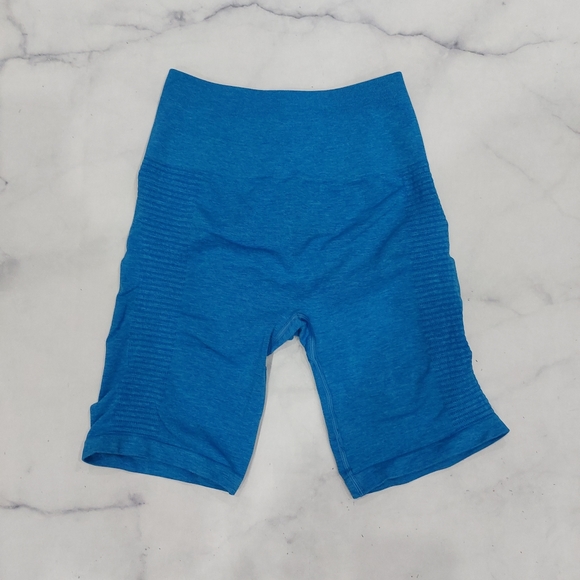 Alphalete Blue Seamless Biker Shorts Medium - Picture 1 of 8